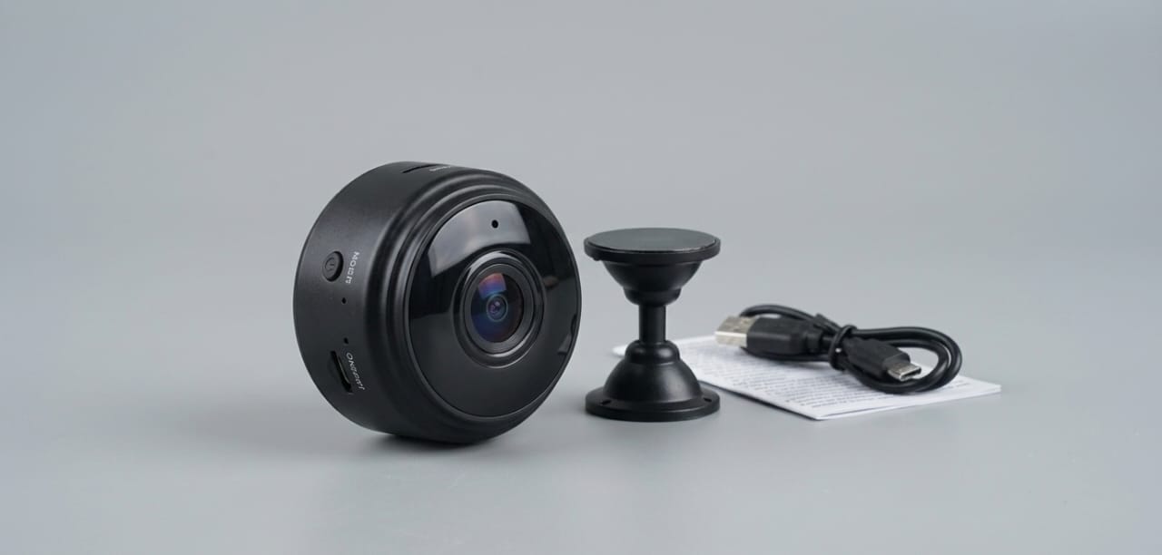 🛡️📹 PACK SÉCURITÉ 2 EN 1 – Caméra de Surveillance + Alarme Porte/Fenêtre